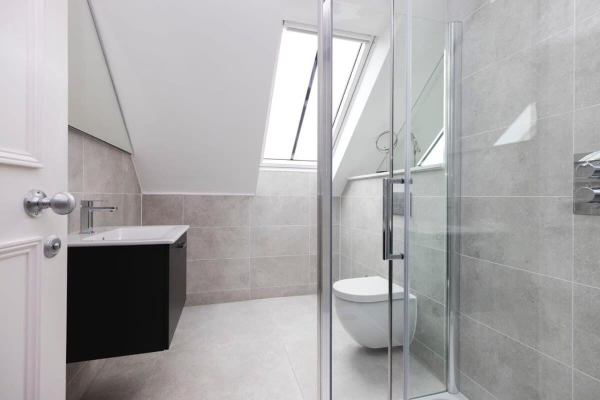Dragon Suites - City Centre Castle View 1 Bed Apartment Эдинбург Экстерьер фото